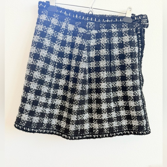 Chanel Black Silver Jacket & Skirt set CC Gripoix buttons Wool blend Vintage 40 - Picture 9 of 14